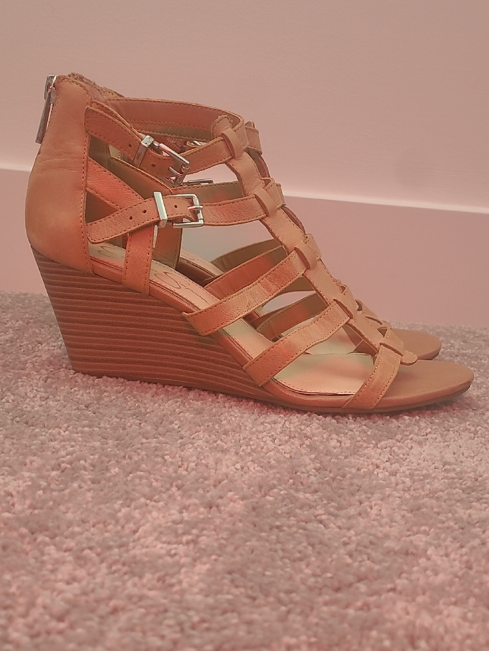 Jessica Simpson Women’s Tan Strappy Wedge Sandals